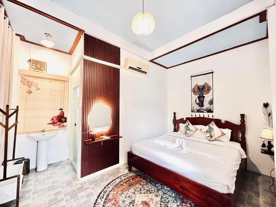 Vangvieng Pool House Hotel Vang Vieng Dış mekan fotoğraf